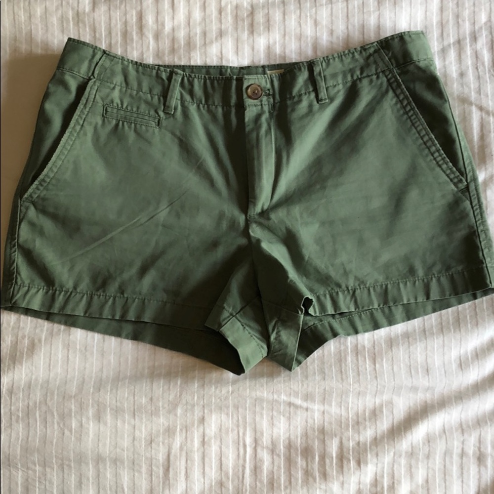GAP chino shorts